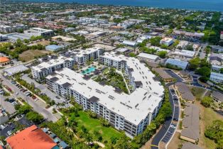 Mid Rise (4-7), 1115 Central Ave # 547, Naples FL 3410234102
