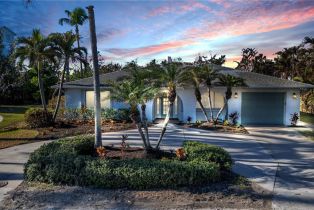 Single Family Residence, 12 Fairview Fairview Isles, FL 33931