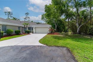 Villa Attached, 21715 Bridgegate Ct, Estero FL 3392833928 
