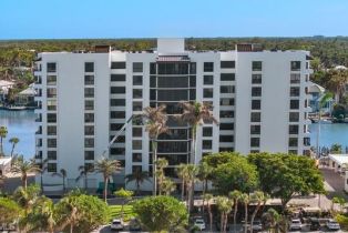 High Rise (8+), 2400 Gulf Shore Blvd N, Naples FL 34103