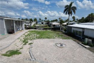 , 11370 Bougainvillea Ln, Fort Myers Beach FL 33931