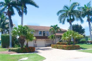 Single Family Residence, 110 June Ct, Marco Island FL 34145