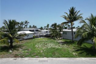 , 11271 Azalea Ln, Fort Myers Beach FL 33931