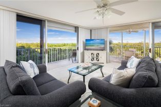 , 5550 Heron Point Dr W # 305, Naples FL 34108