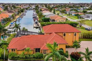 Single Family Residence, 1601 Rainbow Marco Beach, FL 34145