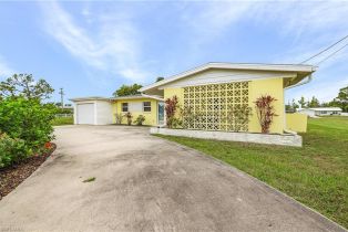 Single Family Residence, 5802 Genesee Charlotte Shores, FL 33922