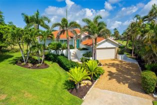 Single Family Residence, 1226 Par View Beachview Country Club Estates, FL 33957