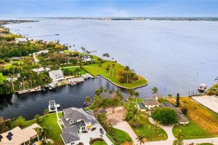 , 6936 Old Whiskey Creek Dr, Fort Myers FL 33919