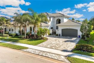 Single Family Residence, 4641 Azalea Dr, Naples FL 34119