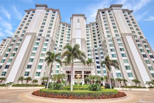 High Rise (8+), 275 Indies Way # 803, Naples FL 34110