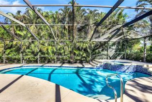 Single Family Residence, 739 7th Ave N, Naples FL 34102