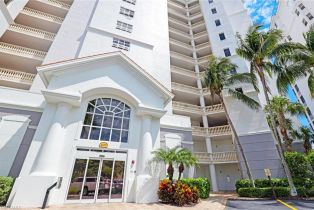 High Rise (8+), 400 FLagship Dr # 705, Naples FL 34108
