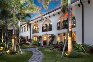 Low Rise (1-3), 960 7th St S # 202, Naples FL 3410234102 