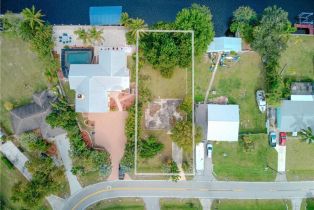 , 12307 Davis Blvd, Fort Myers FL 33905