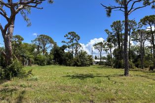 Land, 3712 Mango St, St. James City FL 33956
