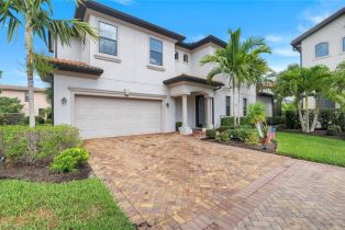 Single Family Residence, 1141 Antaras Ct N # 25, Naples FL 34113