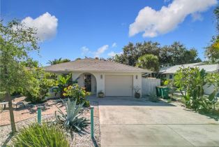 Single Family Residence, 550 110th Vanderbilt Beach, FL 34108 