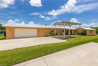 Single Family Residence, 2115 Saint Croix Fort Myers Shores, FL 33905 