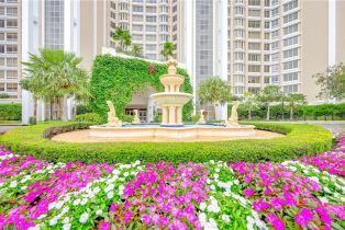 , 7117 Pelican Bay Blvd # 1508, Naples FL 34108