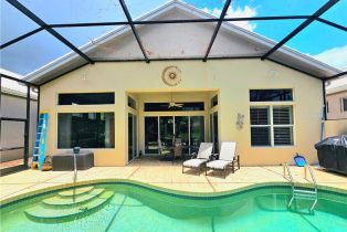 Single Family Residence, 19343 Silver Oak Dr, Estero FL 3396733967 