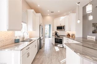 , 4288 Montalvo Ct, Naples FL 34109
