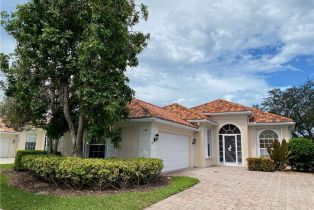 Single Family Residence, 3941 Isla Ciudad Ct, Naples FL 34109