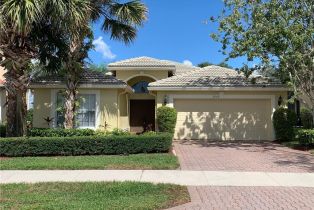 , 2065 Isla De Palma Cir, Naples FL 34119
