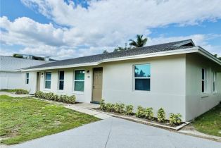 , 844 96th Ave N, Naples FL 34108