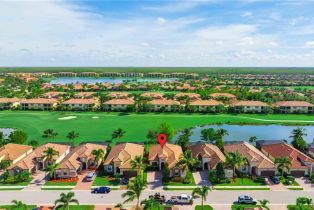 Single Family Residence, 28557 Westmeath Ct, Bonita Springs FL 34135