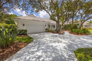 , 816 Turkey Oak Ln, Naples FL 34108