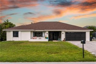 Single Family Residence, 17577 Moorfield Island Park Woodlands, FL 33908