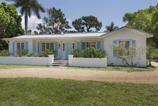 Single Family Residence, 116 3rd St N, Naples FL 34102