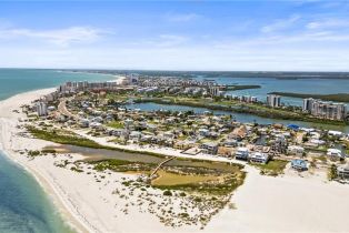 , 8003 Buccaneer Dr, Fort Myers Beach FL 33931