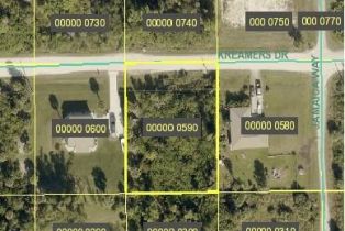 Land, 7337 Kreamers Dr, Bokeelia FL 33922
