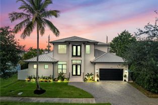 Single Family Residence, 855 10th Park Shore, FL 34102 