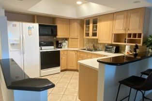 Low Rise (1-3), 1320 Blue Point Ave # 10, Naples FL 34102