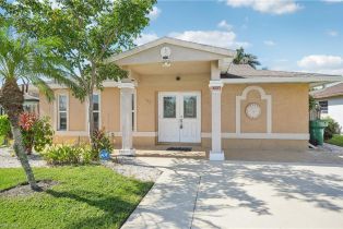 Single Family Residence, 770 93rd Vanderbilt Beach, FL 34108 