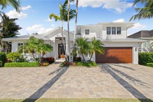 Single Family Residence, 1521 Pelican Ave, Naples FL 3410234102 