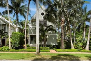 , Olde Naples, FL 