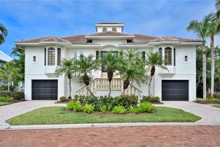 Single Family Residence, 201 San Mateo Dr, Bonita Springs FL 34134