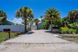 Single Family Residence, 531 Birdsong Sanibel Island, FL 33957 
