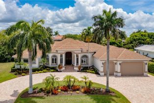 Single Family Residence, 601 S Barfield Dr, Marco Island FL 34145