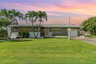 Single Family Residence, 212 45 Caloosahatchee, FL 33904 