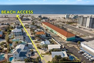 Single Family Residence, 201 Miramar Fort Myers Beach, FL 33931 