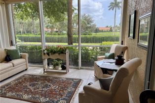 , 5809 Glencove Dr # 902, Naples FL 34108