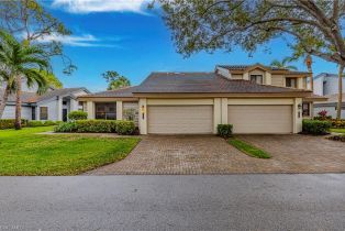 Villa Attached, 27062 Kindlewood Burning Tree, FL 34134
