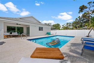 Single Family Residence, 664 102nd Vanderbilt Beach, FL 34108 