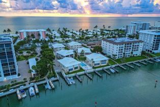 Low Rise (1-3), 2500 Gulf Shore Blvd N # S9, Naples FL 3410334103