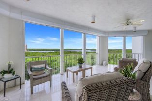 , 285 Grande Way # 503, Naples FL 34110