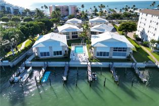 , 2500 Gulf Shore Blvd N # N4, Naples FL 34103